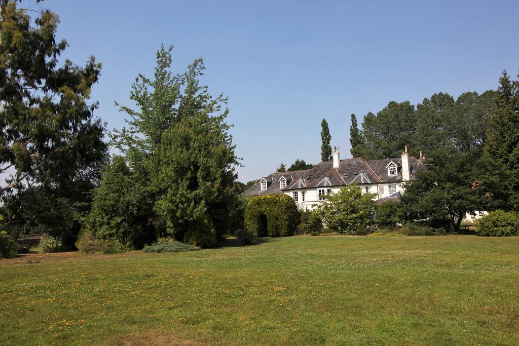 Woodlands Lodge Hotel Bartley Exterior photo